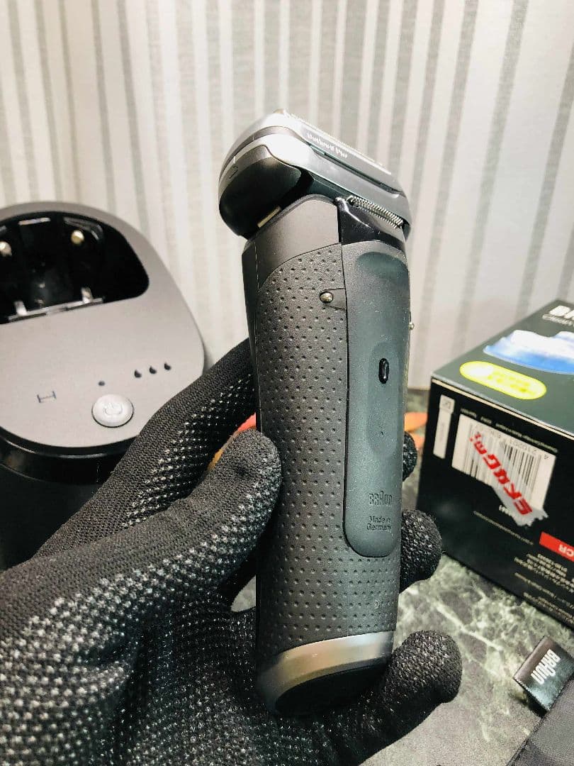 【美品】BRAUN シリーズ9 Pro 9450cc -Vメンズ電気シェーバー