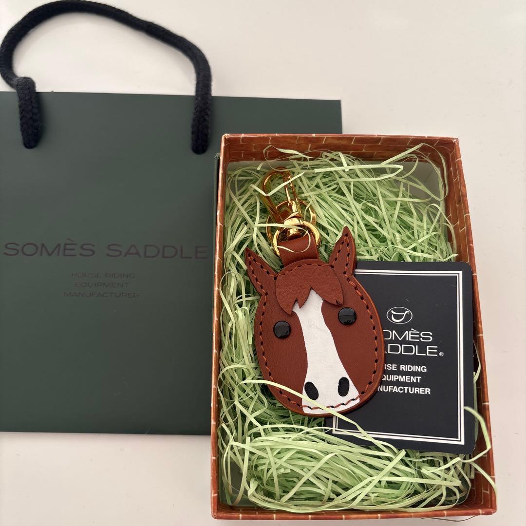 ソメスサドル　アッシュゴールド　キーホルダー　馬　メンコ