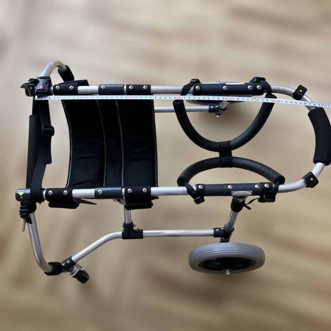 犬用車いす 中型犬用　クララワークス　高さ調整可能