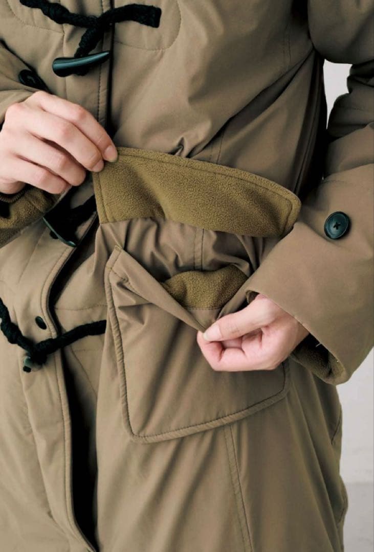 Live in comfort くぼっちコラボ ロングダッフルダウンコート M