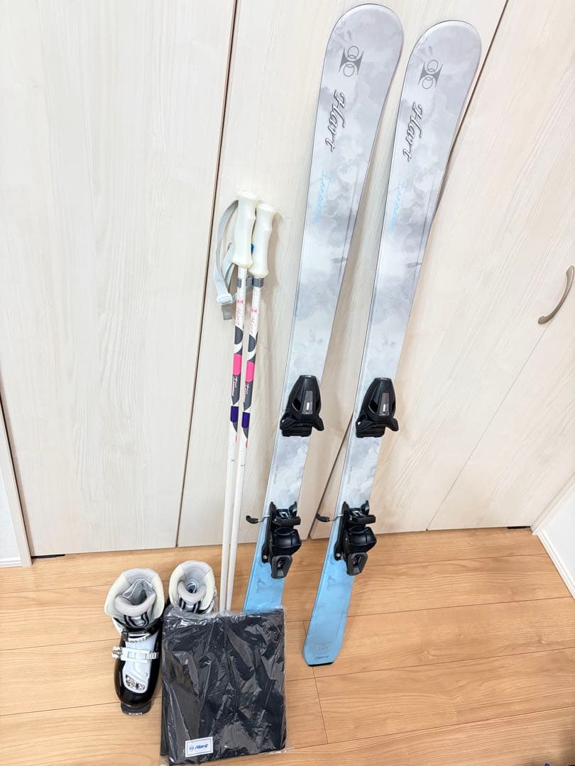 【新品】Hartスキー板・ビンディング・ブーツ・ストック・ケース5点スキーセット