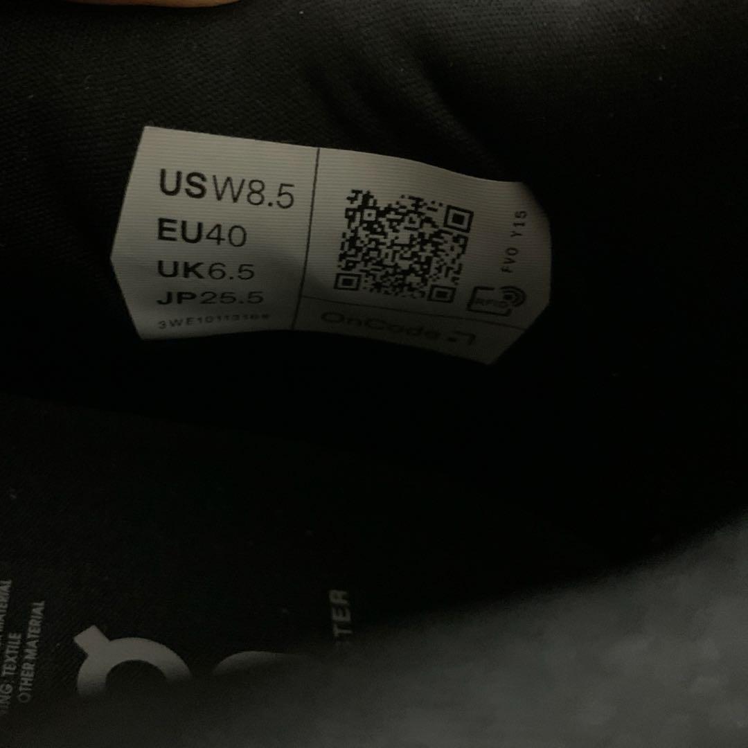 J2853 [オン] ランニングシューズ Cloudmonster 2