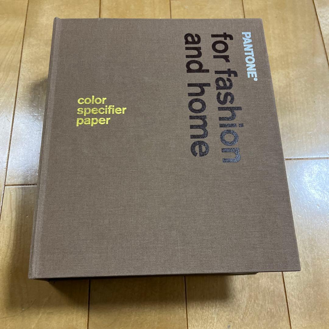 【37v】PANTONE for fashion and 