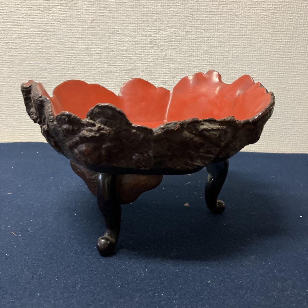 漆器　猿のこしかけの盛器