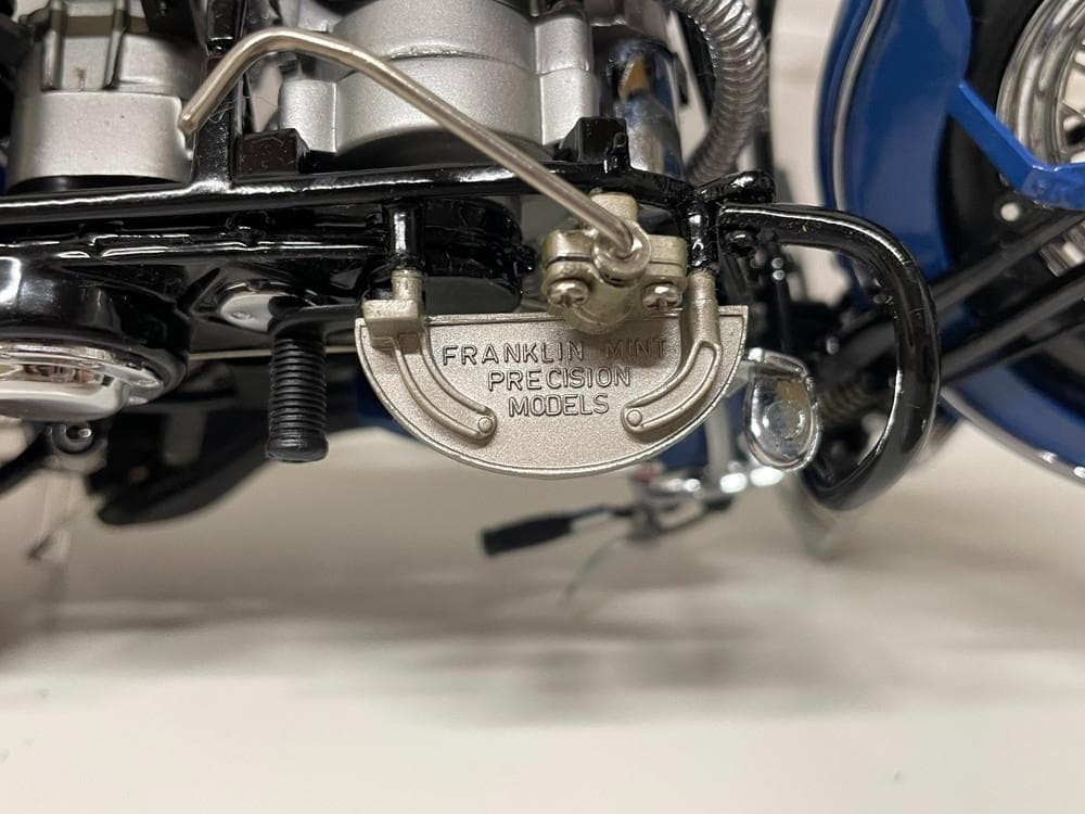 ◆FRANKLIN MINT ハーレーダビッドソン バイク模型 09231