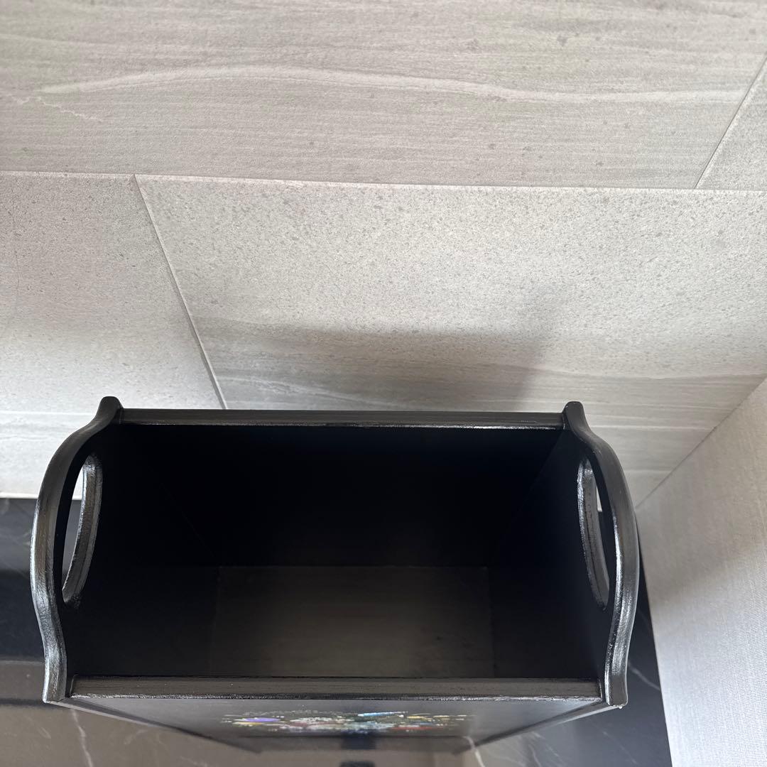 トールペイント (アッセンデルフト)マガジンラック