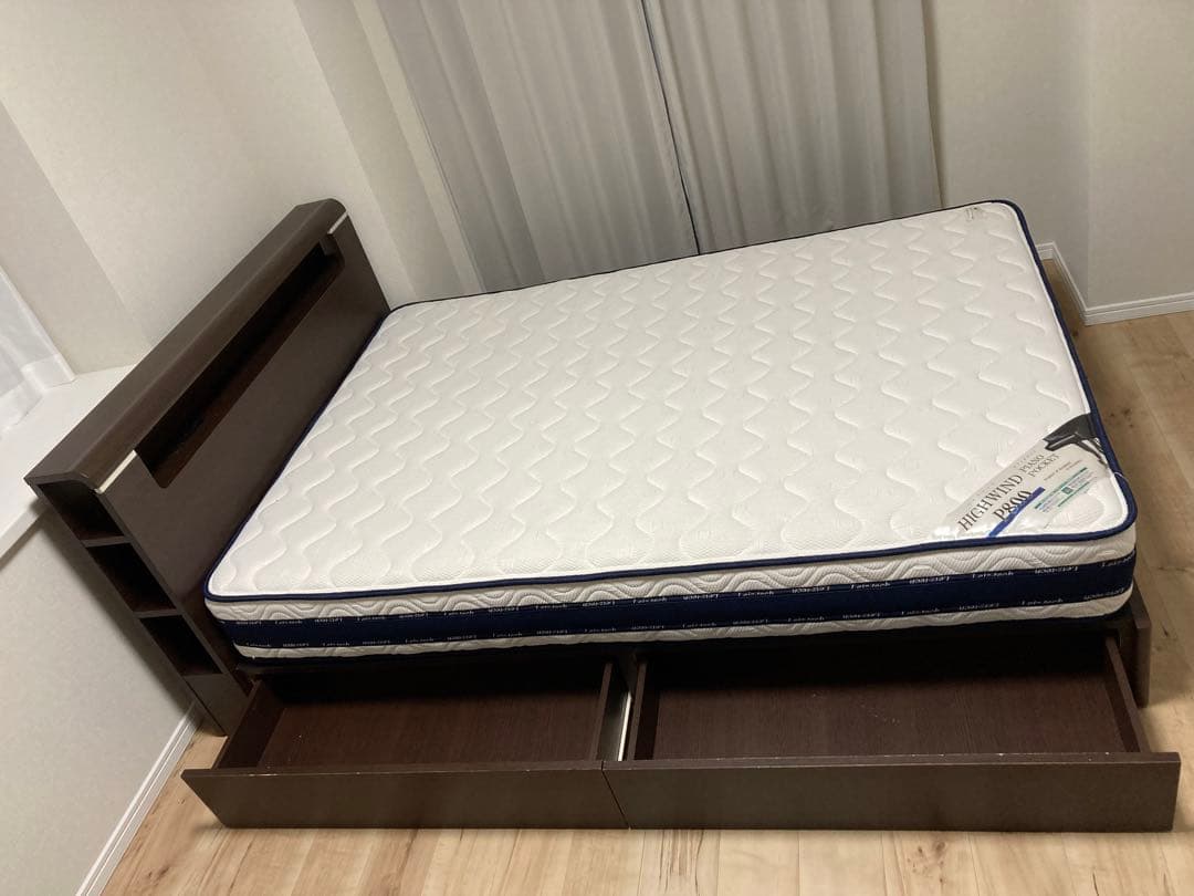 【値下げしました！】アンネルベッド　ダブルマットレス　ソフト　フレーム付き