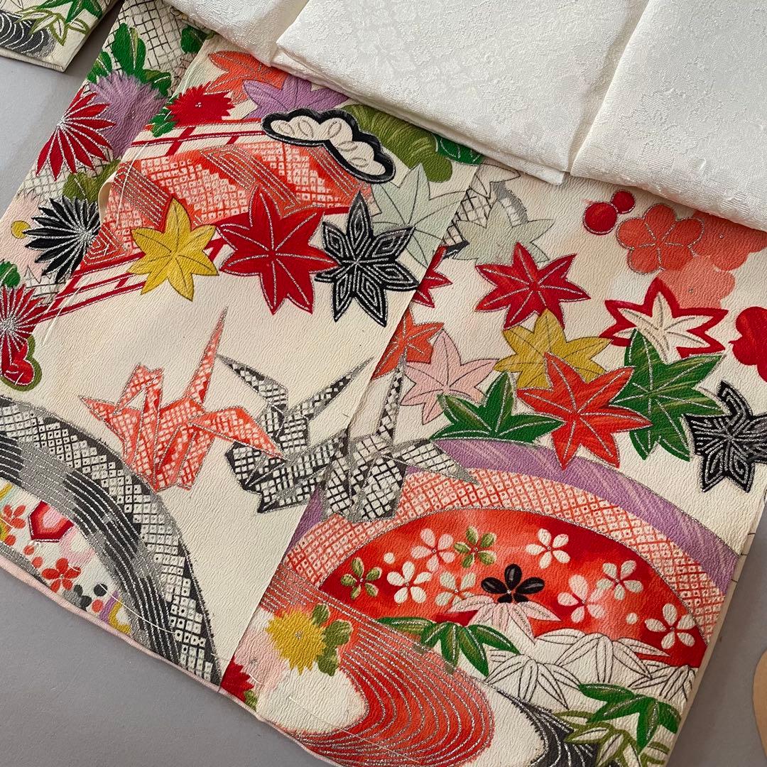 七五三　2歳　3歳　アンティークお着物セット　正絹白無地被布　ビーズバッグ