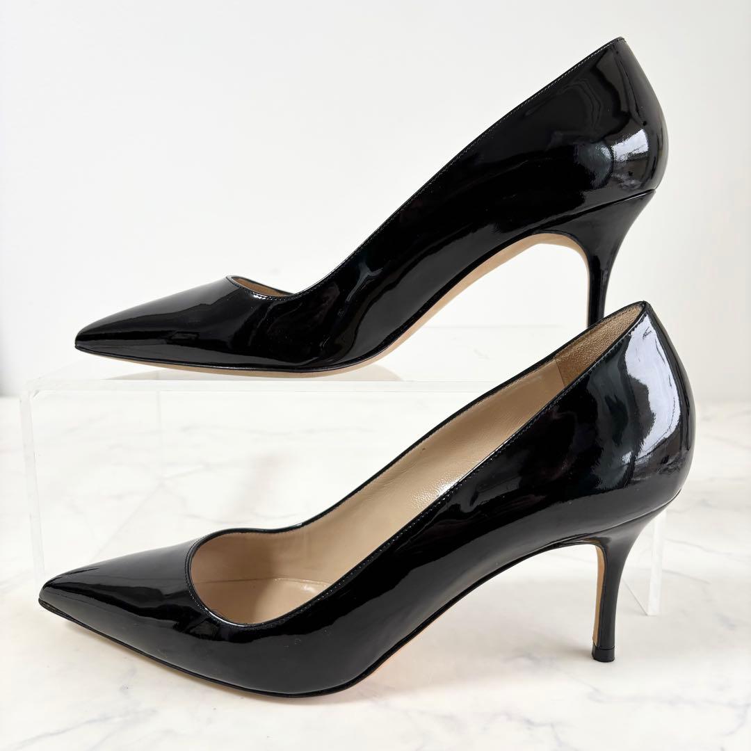 美品 マノロブラニク 37 1/2 ポインテッドトゥ エナメル パンプス 黒