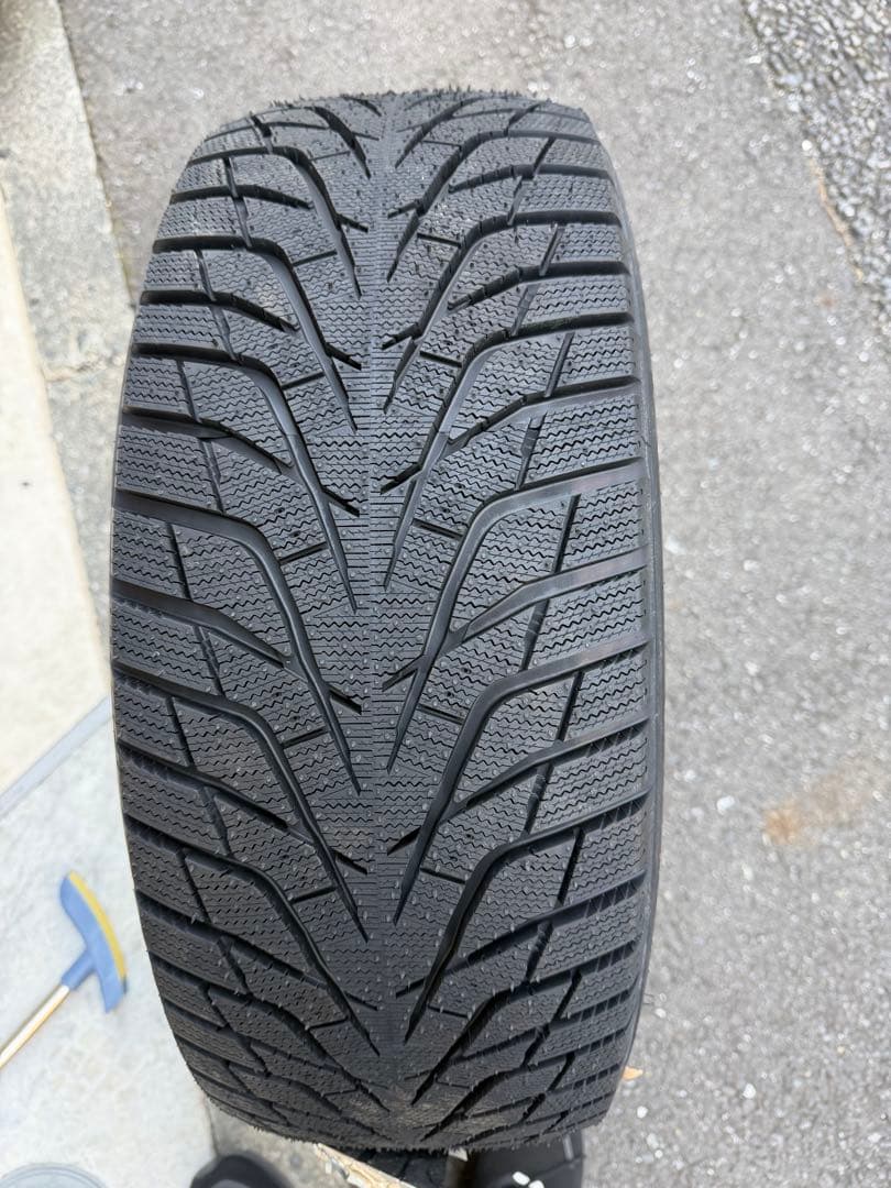 バ*ダ様 【25年製・新品未使用】Hankook スタッドレス 225/45R1