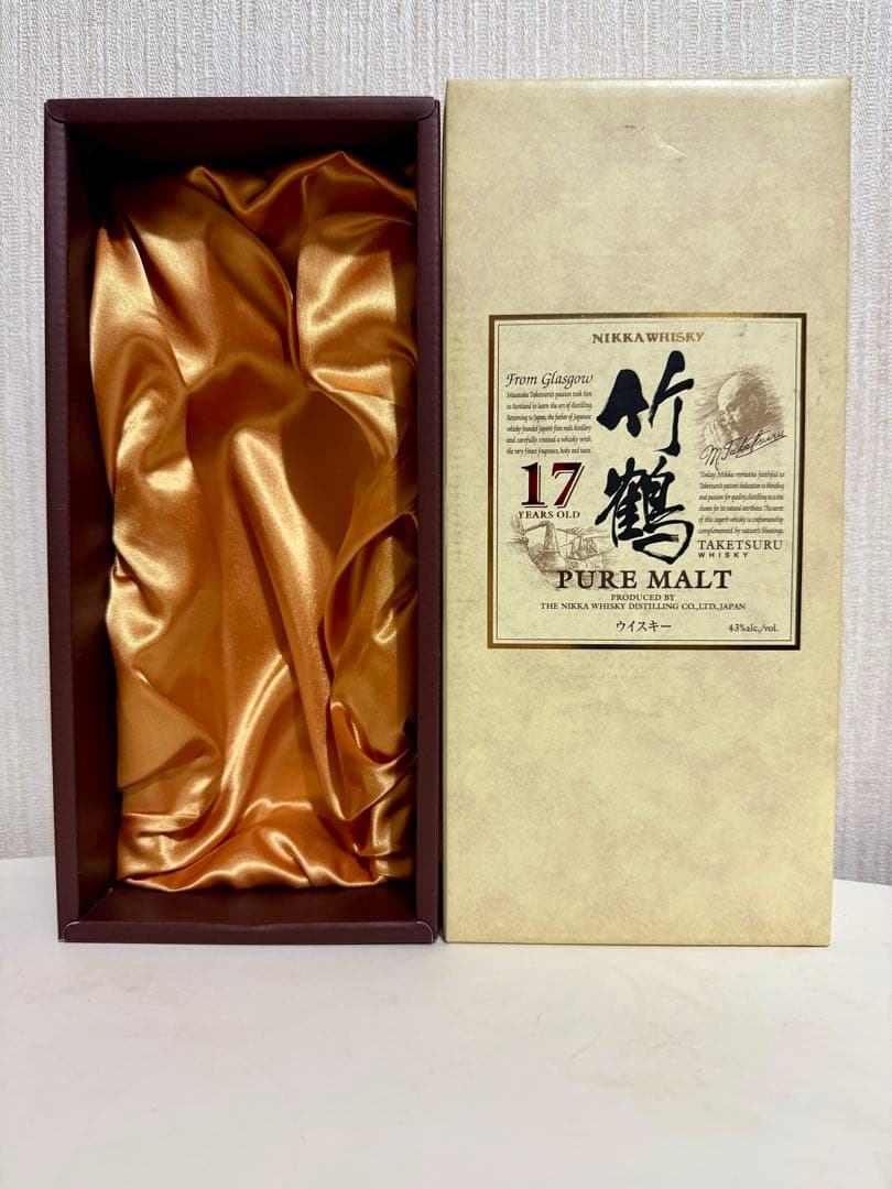 ニッカ　ウイスキー　竹鶴17年　箱付　（新品未開封）