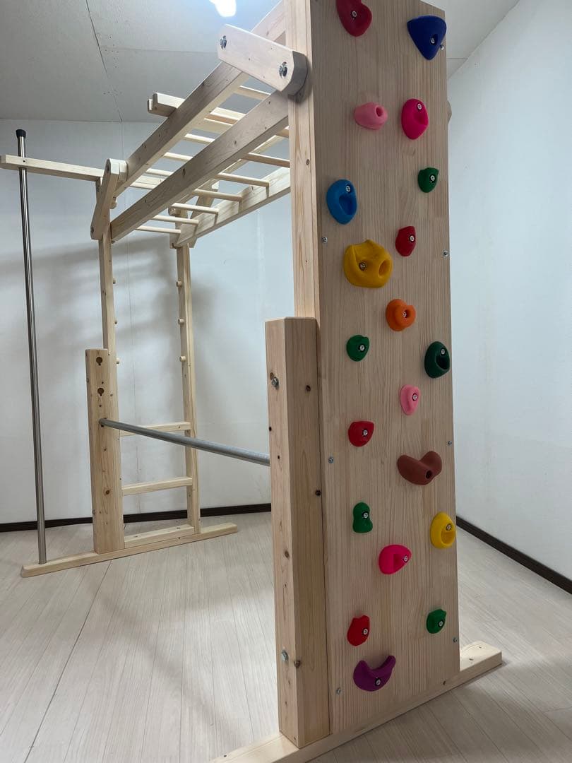 Mom様 完成写真　うんていタイプA ボルダリング　鉄棒　登り棒　上の板