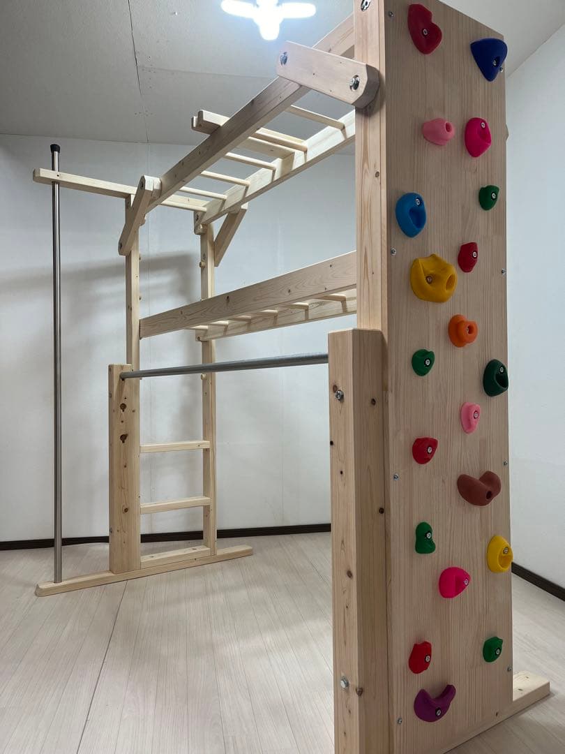 Mom様 完成写真　うんていタイプA ボルダリング　鉄棒　登り棒　上の板