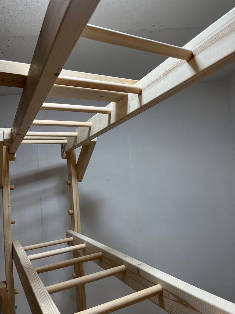 Mom様 完成写真　うんていタイプA ボルダリング　鉄棒　登り棒　上の板