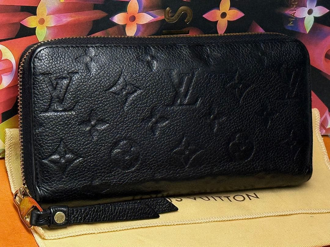 LOUIS VUITTONルイヴィトン　ジッピーウォレット長財布　ブラック