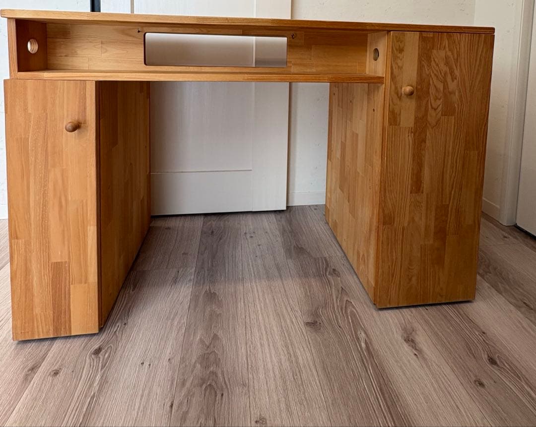 ネイルサロン開業　オーダーネイルデスク/作業台北欧ナチュラル無垢パイン材