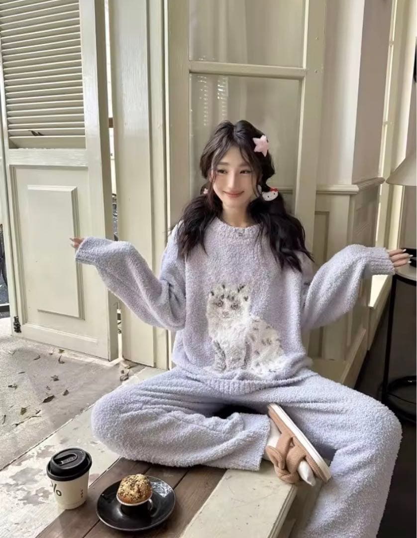 新品！ジェラピケお好きな方に！キャットのプルオーバーふわもこ上下セットブルー