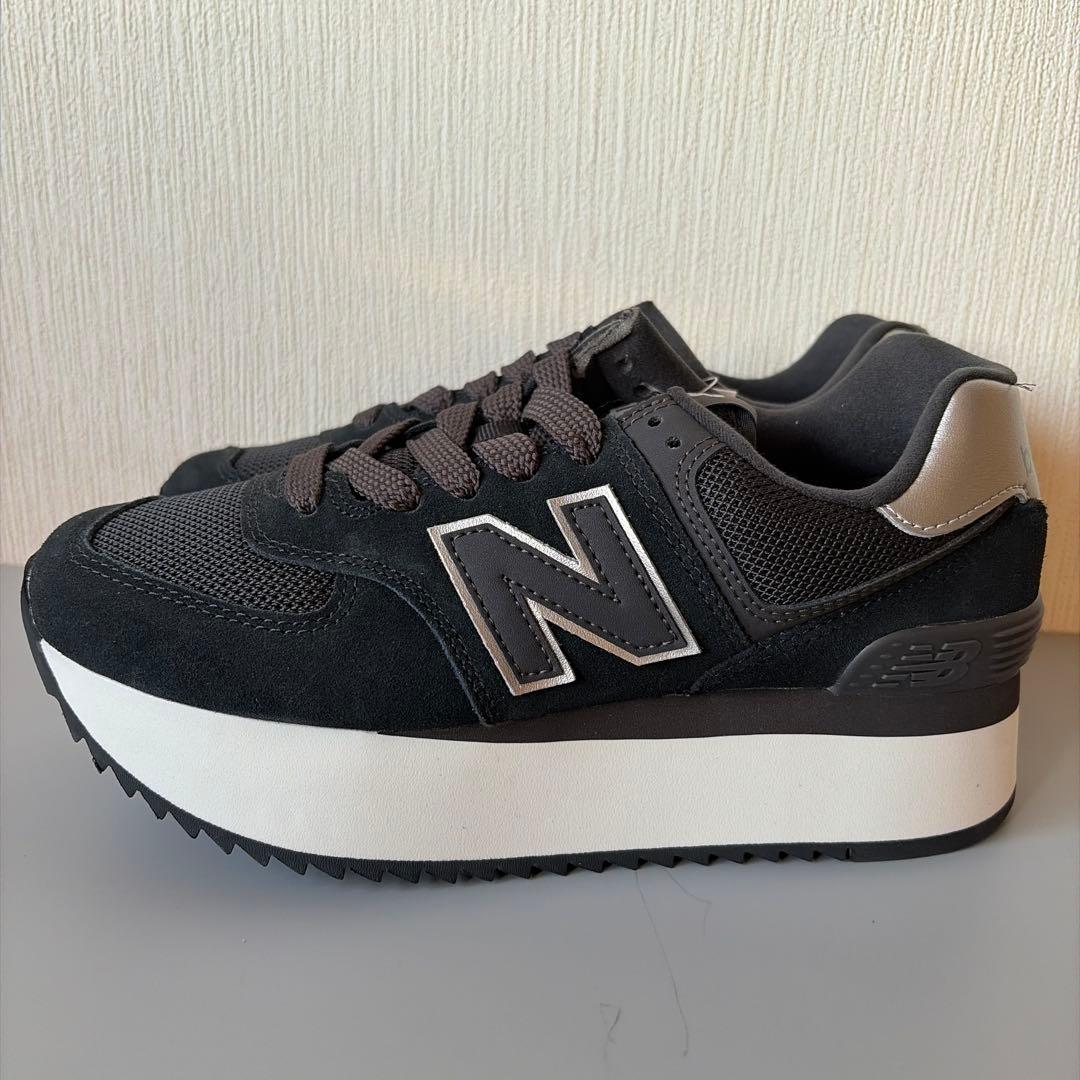 【新品未使用】ニューバランス スニーカー WL574Z ブラック 24.5cm