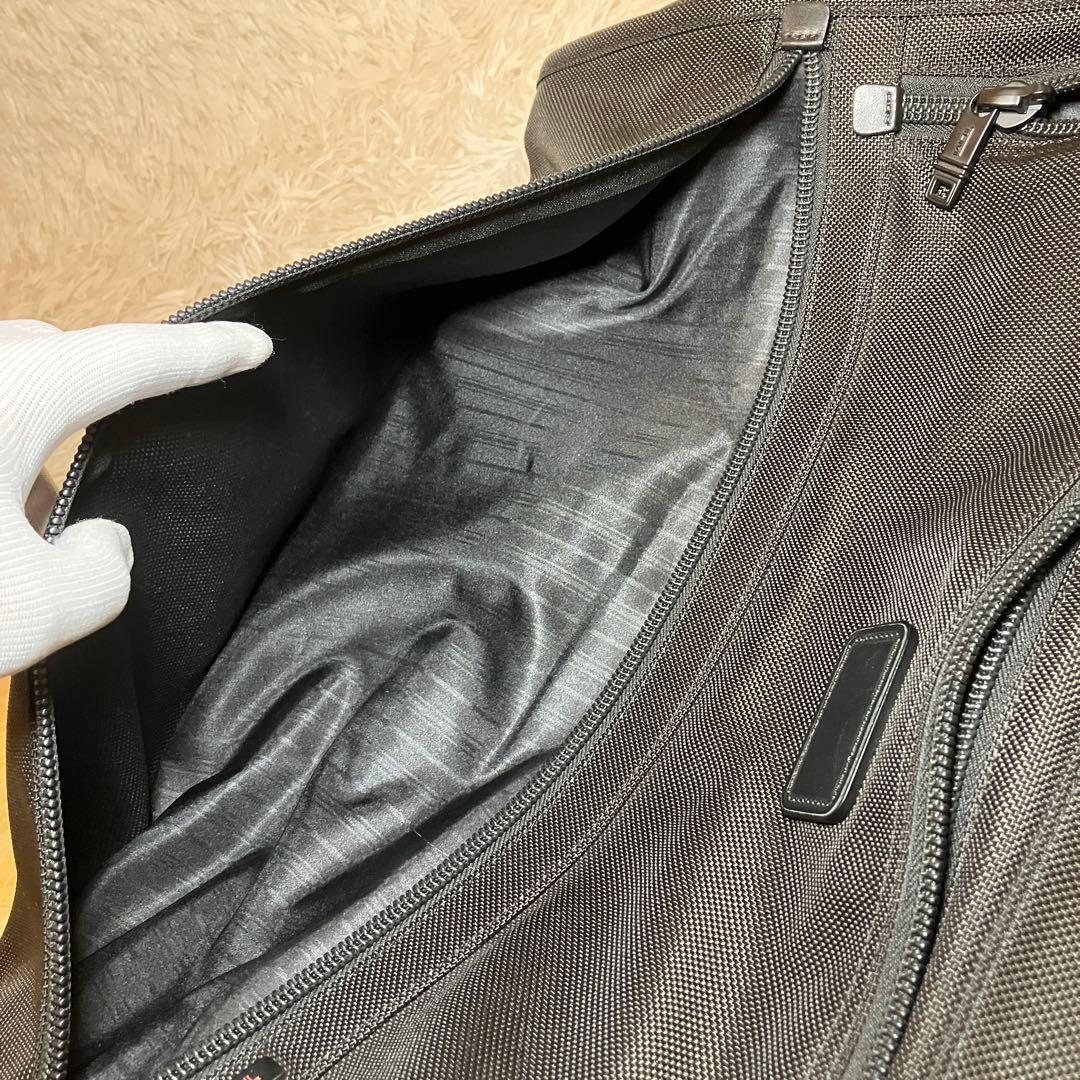 ☆極美品☆ TUMI トライフォールド ガーメントケース 22133DH