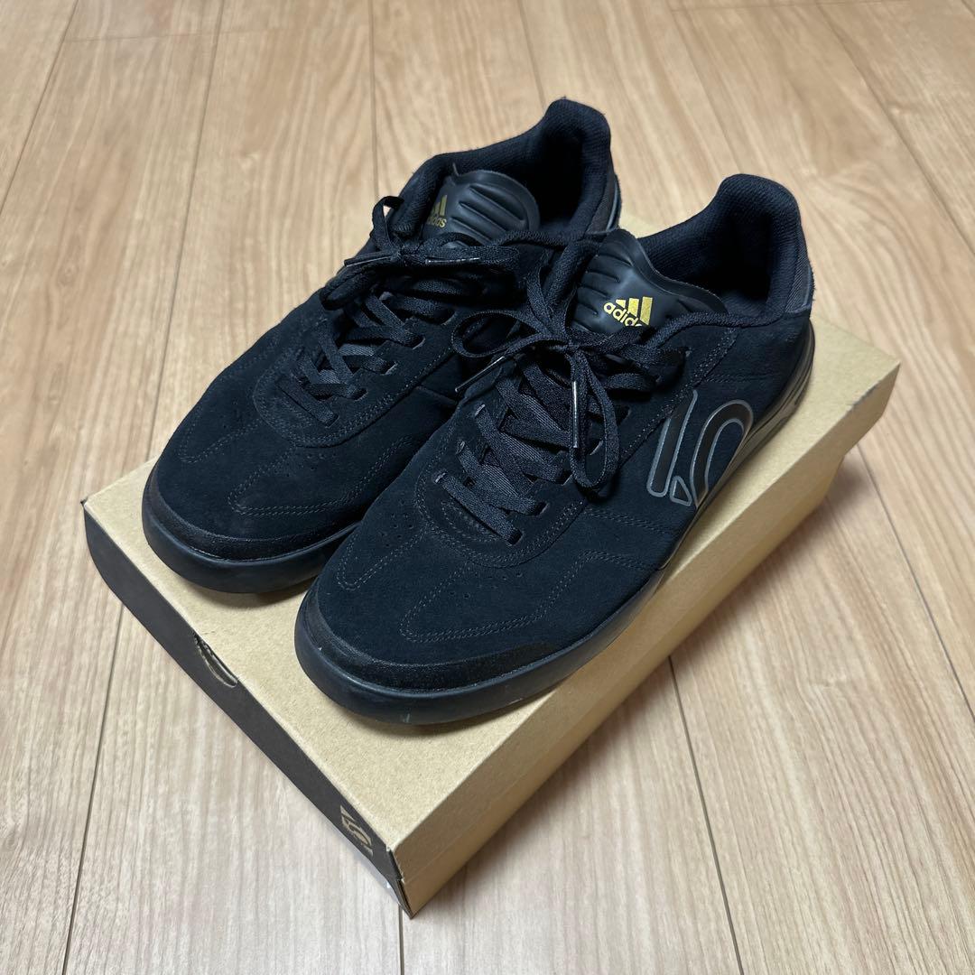 adidas Five Ten ブラック　ダニー・マッカスキル