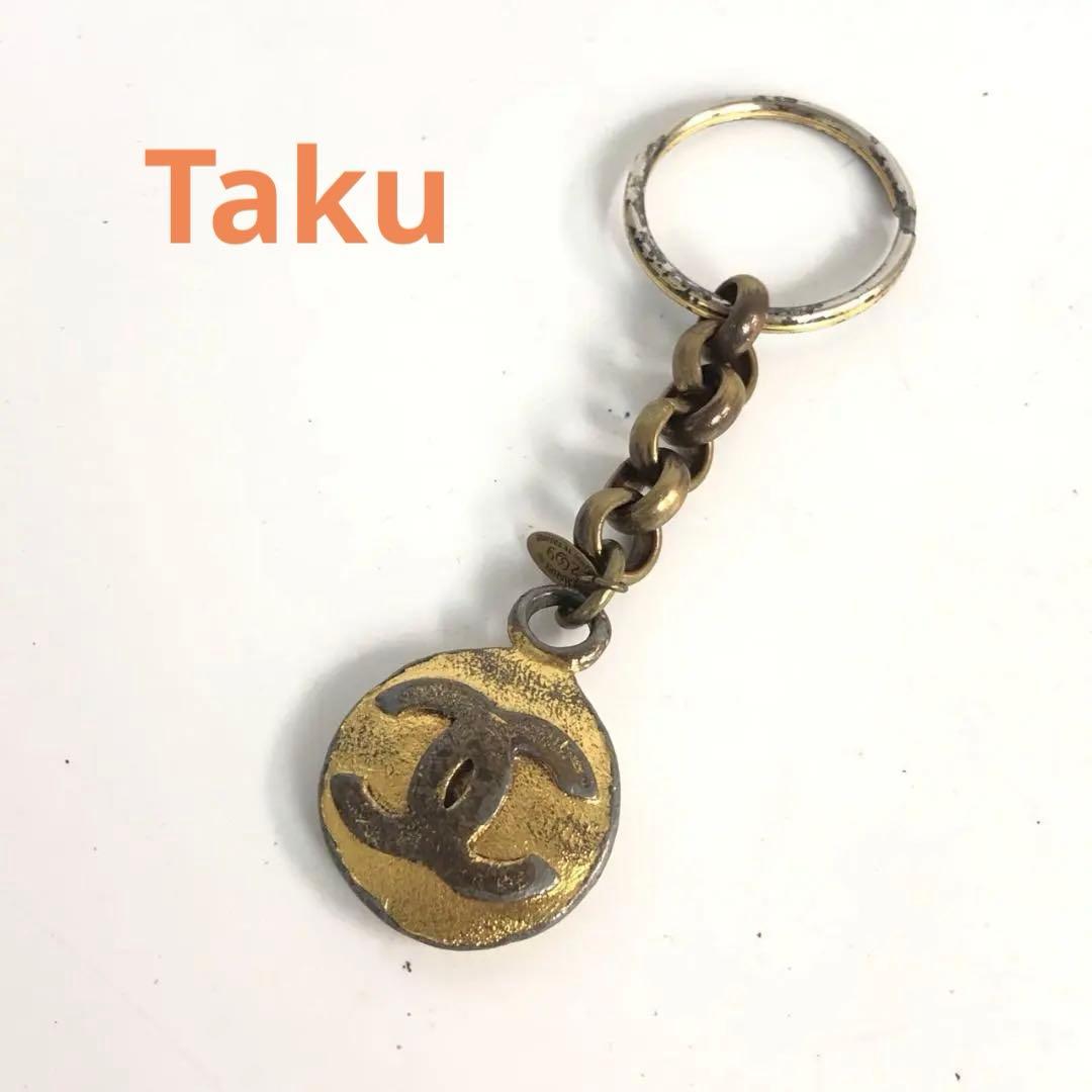 CHANEL シャネル キーホルダー ゴールド×ブラック ココマーク チャーム