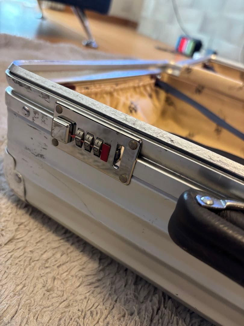 希少❣️リモア　クラシックフライト　33L 機内持込