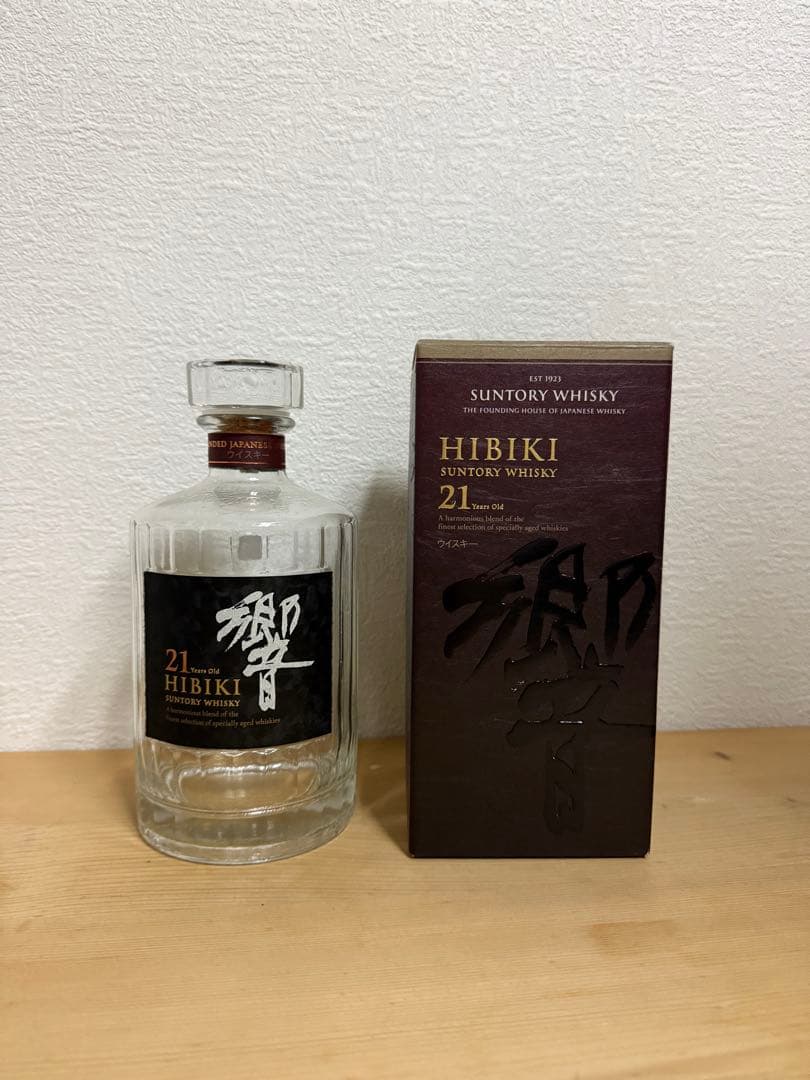 Hibiki 21年 ウイスキー 箱入り　空瓶