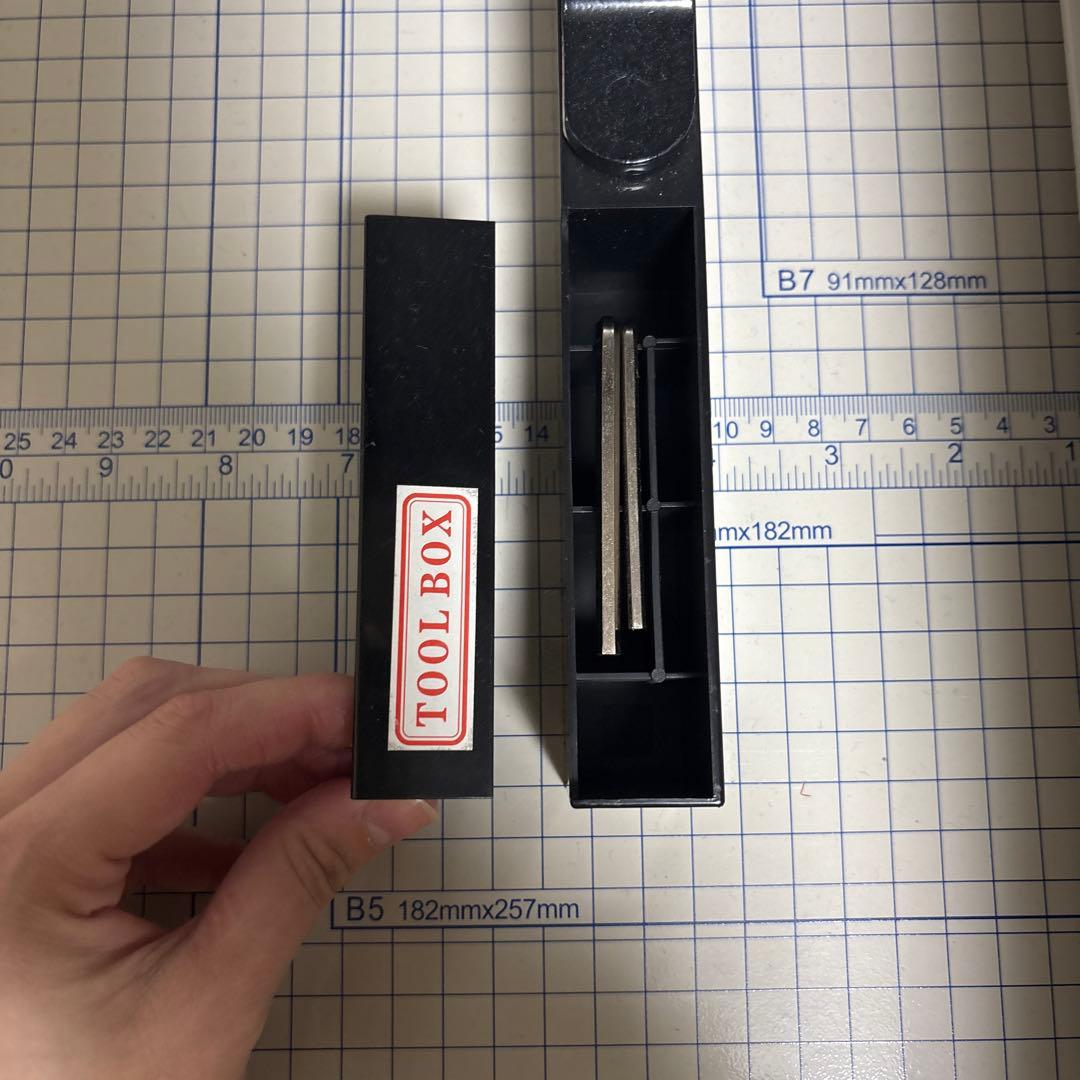 大型裁断機(ペーパーカッター)A4サイズ ダイシン商事 DS-858A4