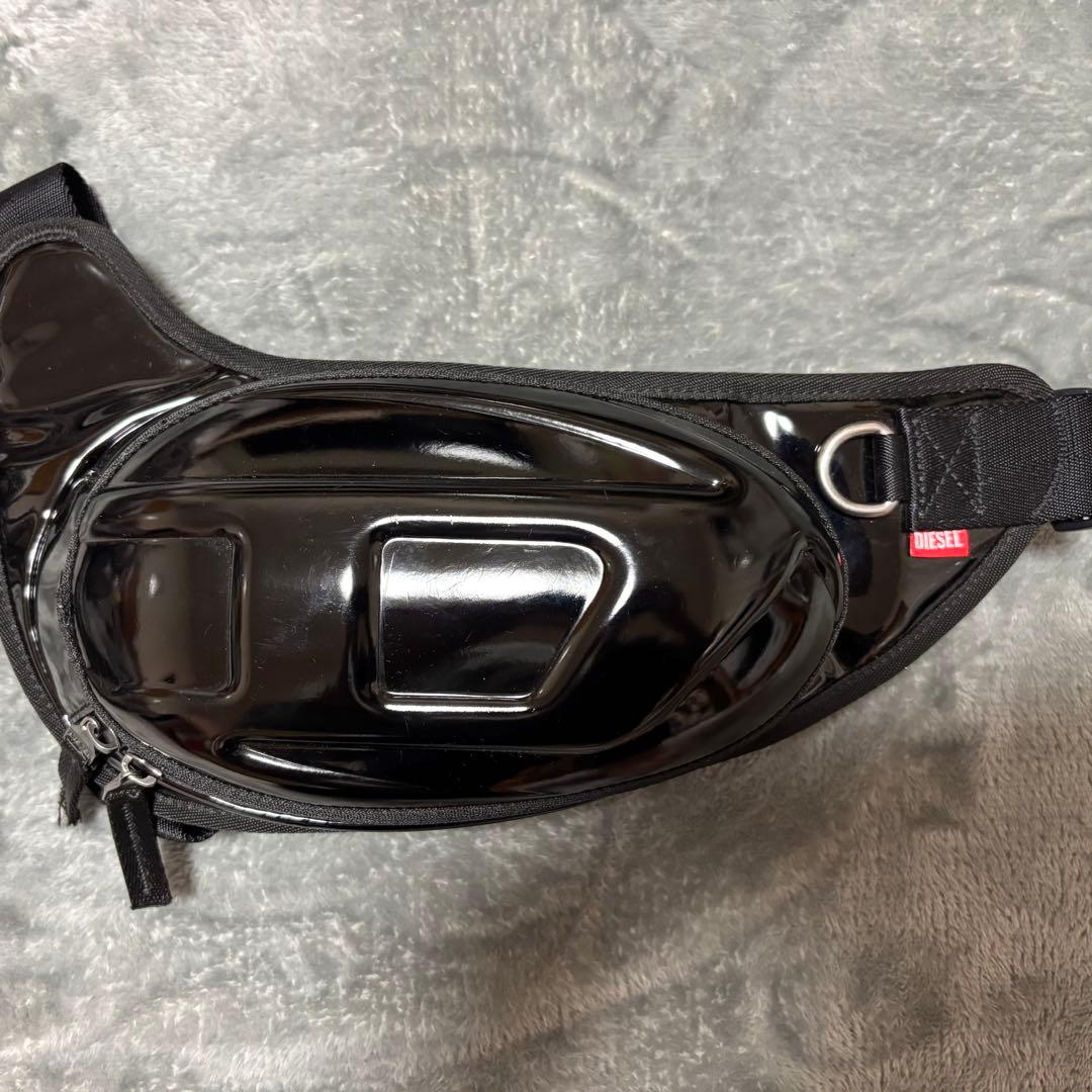 【定価2.8万】DIESEL ディーゼル 1DR-POD ボディバッグ