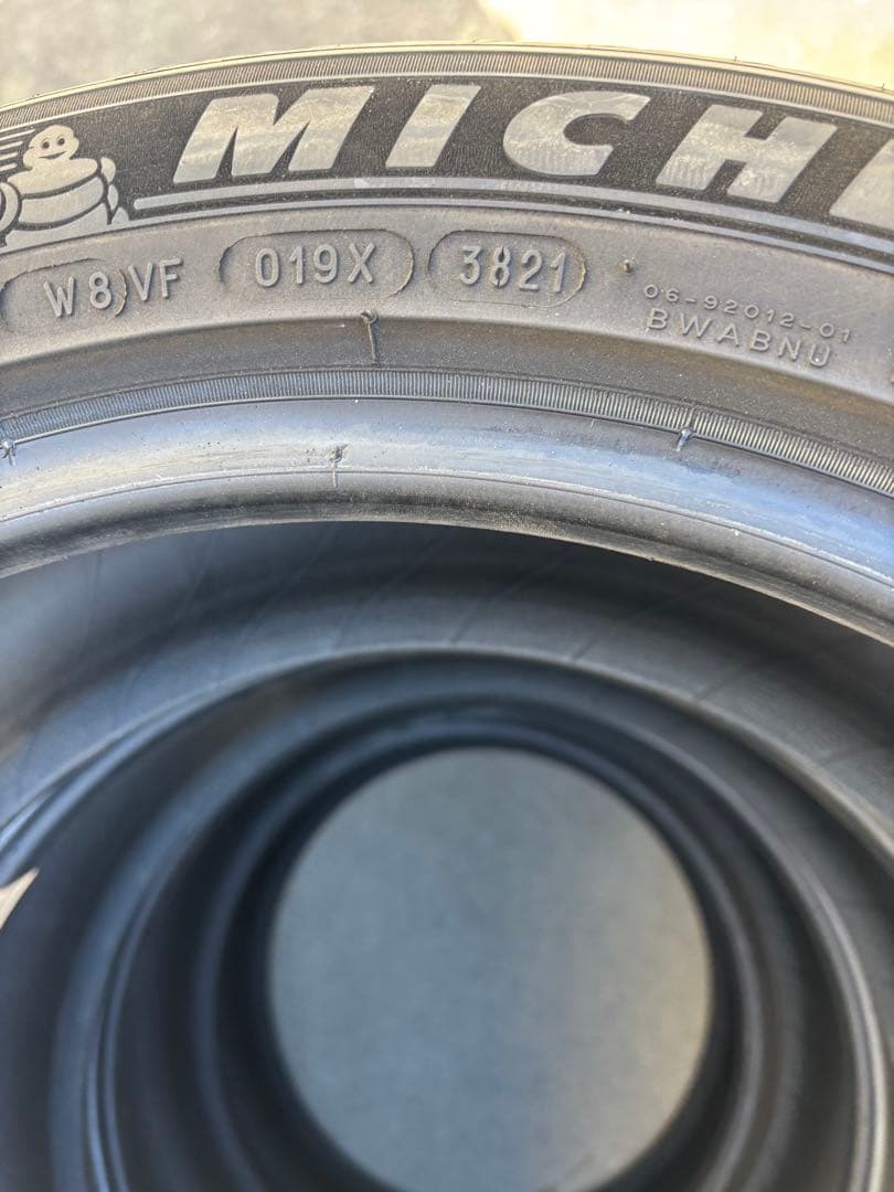 ①225/50R18 ミシュラン　プライマシー4 4本のうち２本