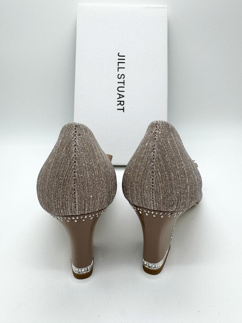 新品 ジルスチュアート リボン スクエアトゥ パンプス ゴールド 23.0cm