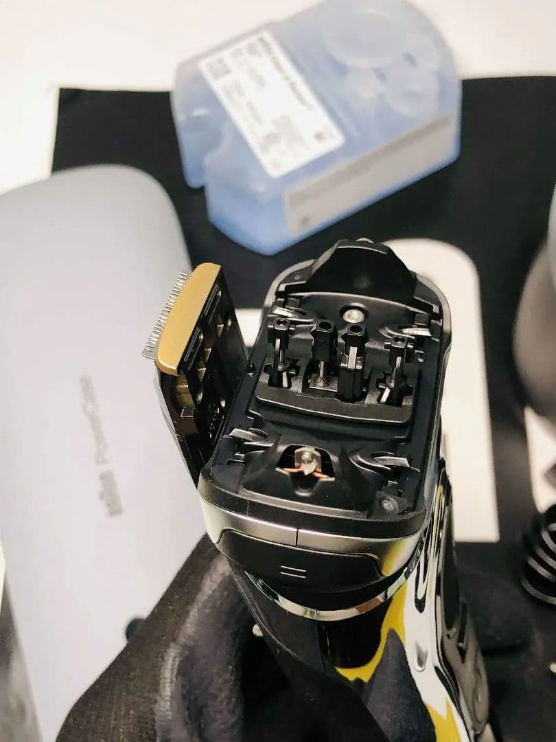 【展示、未使用品】Braun S9 PRO+ 9577ccメンズ電気シェーバー