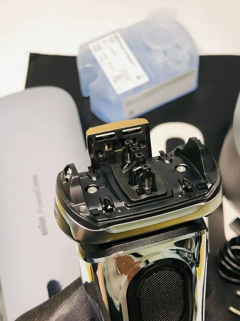 【展示、未使用品】Braun S9 PRO+ 9577ccメンズ電気シェーバー