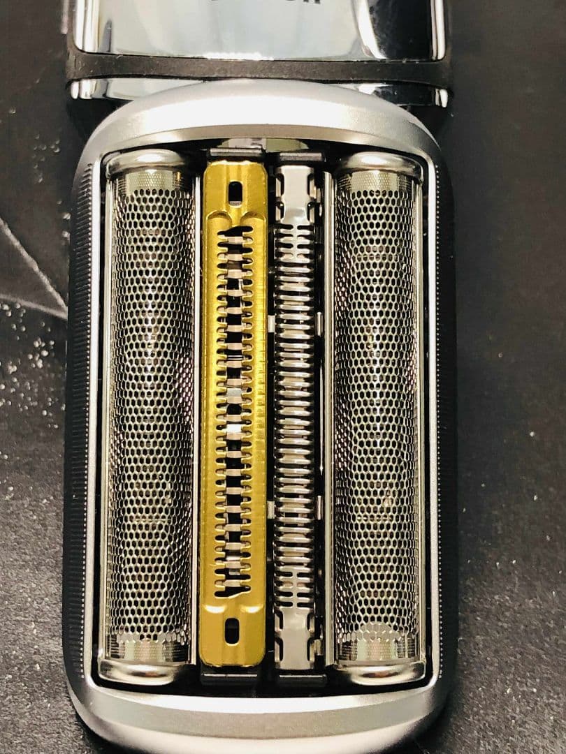 【展示、未使用品】Braun S9 PRO+ 9577ccメンズ電気シェーバー