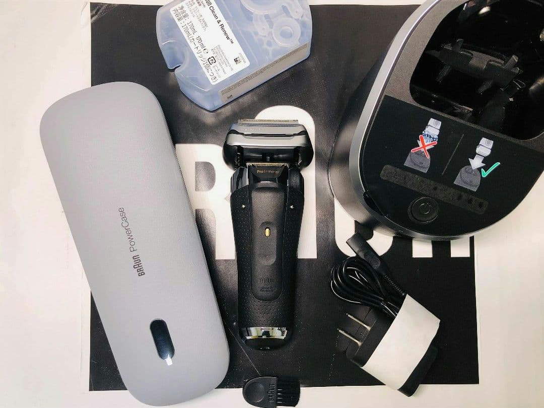 【展示、未使用品】Braun S9 PRO+ 9577ccメンズ電気シェーバー