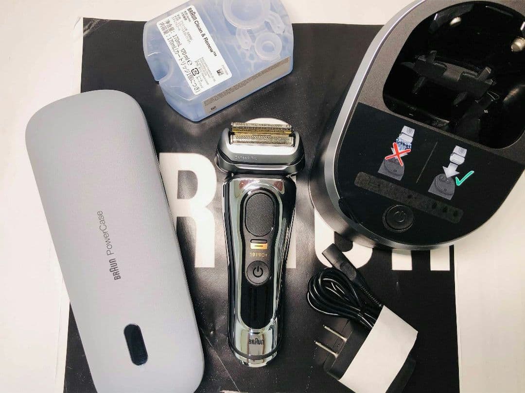 【展示、未使用品】Braun S9 PRO+ 9577ccメンズ電気シェーバー