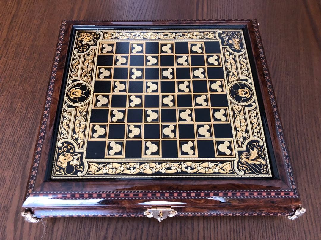 東京ディズニーランド ディズニーキャラクターチェス　　＊限定販売 ＊