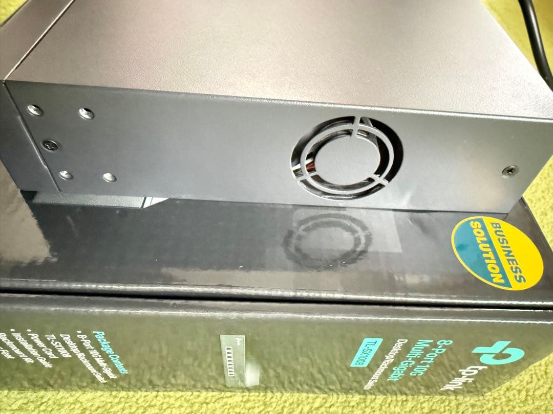 tp-link 8ポート10GbpsスイッチTL-SX1008 付属品完備