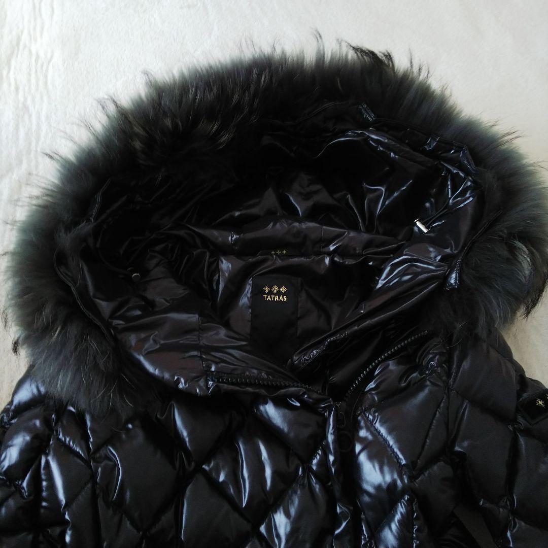 【美品 M】TATRAS タトラス 最高級 ダウンコート ジャケット ロゴ刺繍