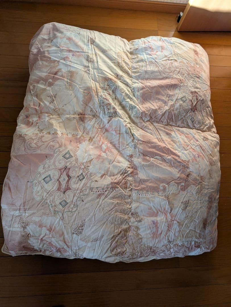 新品未使用　ハンガリー産ホワイトグースダウン羽毛掛け布団　ダブルサイズ