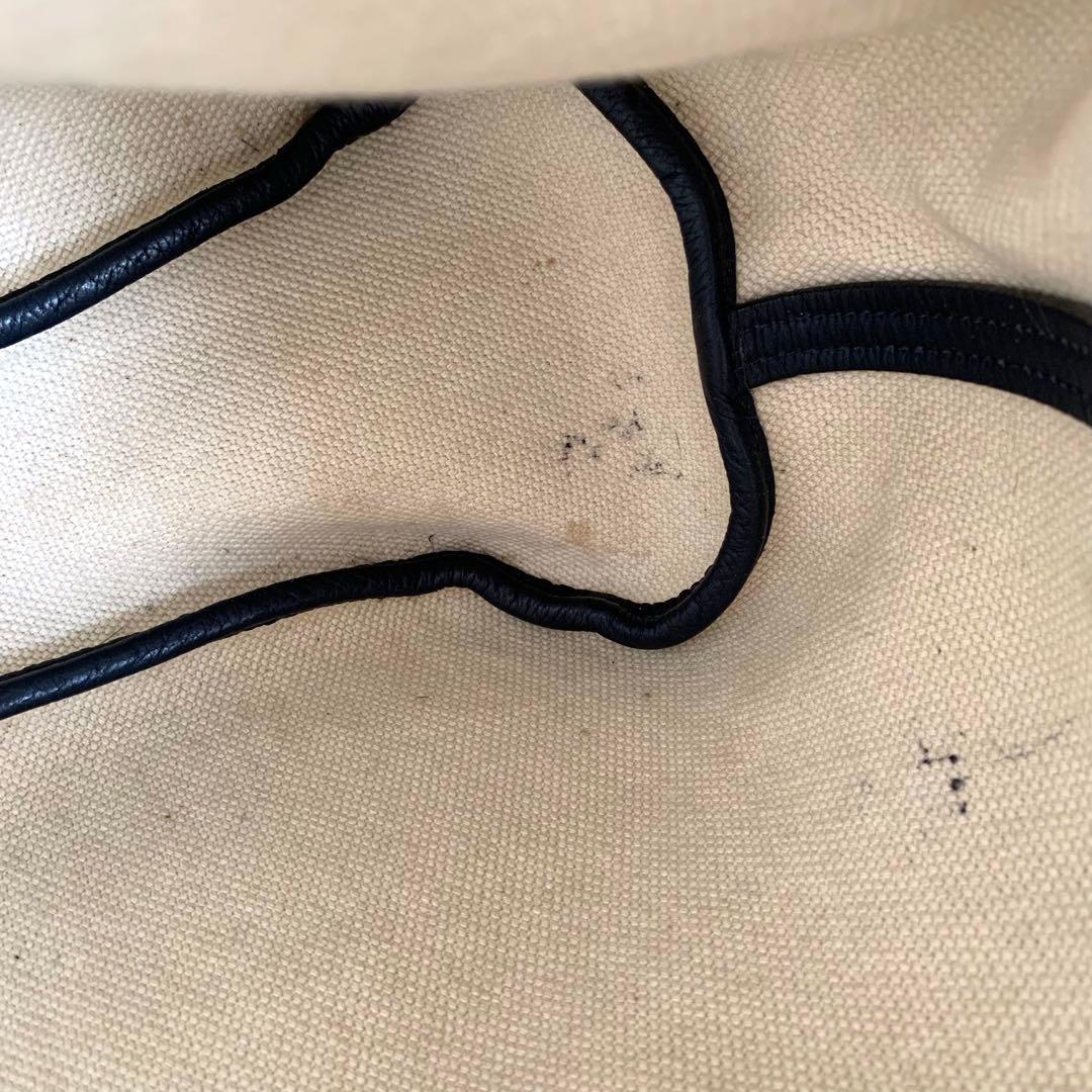 ジョルジオ アルマーニ トートバッグオールレザー ネイビー　ポーチ・チャーム付