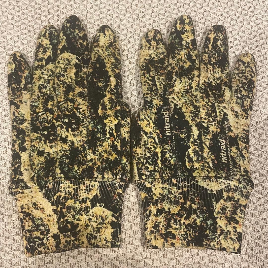 美品　nitraid ナイトレイド　リアルウィード グローブ 手袋
