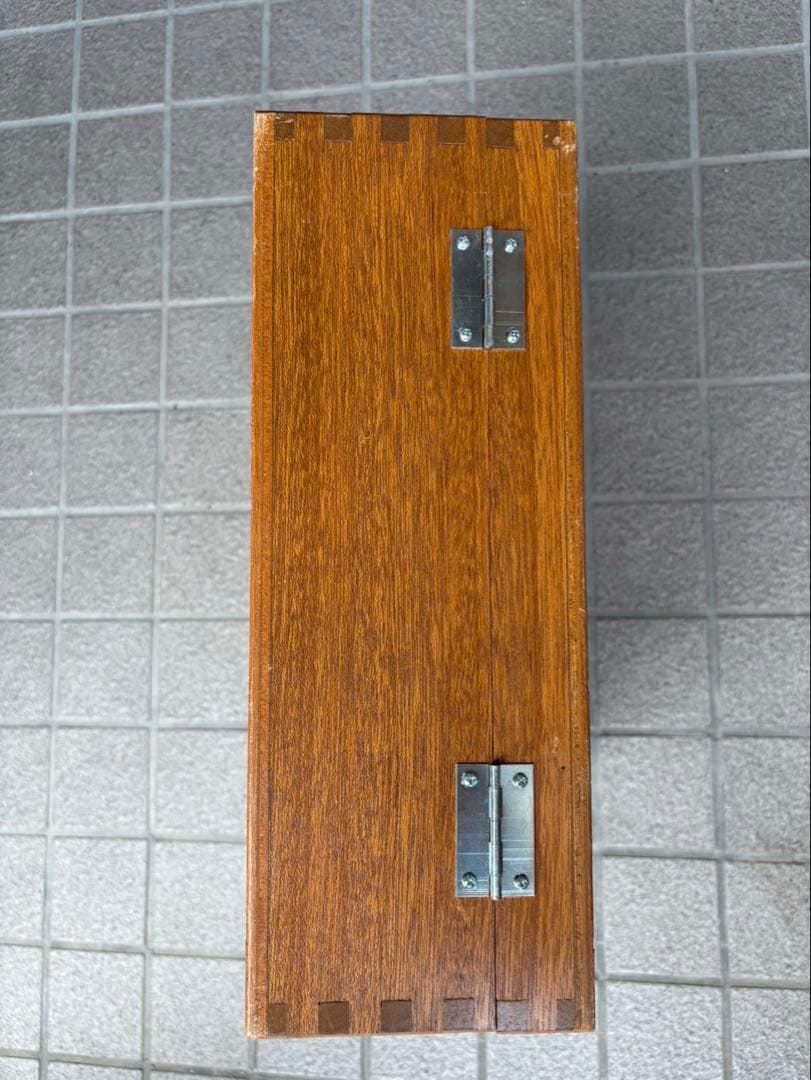 T.K.K.背筋力計.木箱ケース・竹井機器工業. 昭和レトロ! 希少!