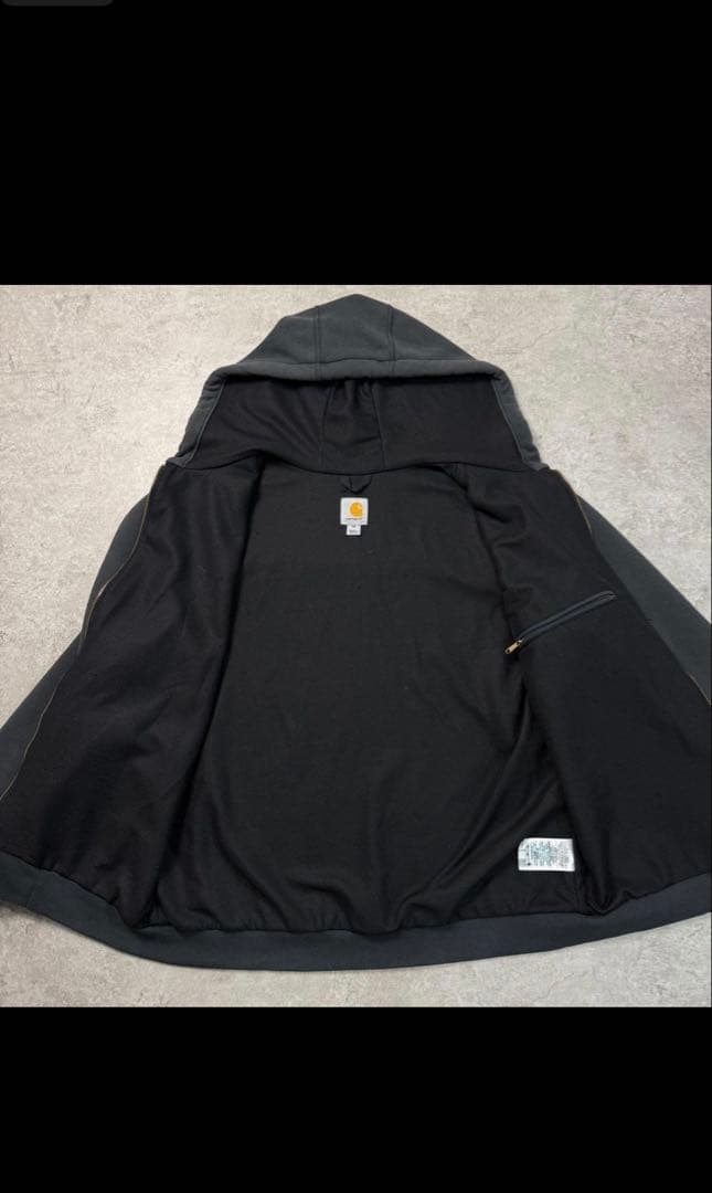 Carhartt ブラック フルジップパーカー