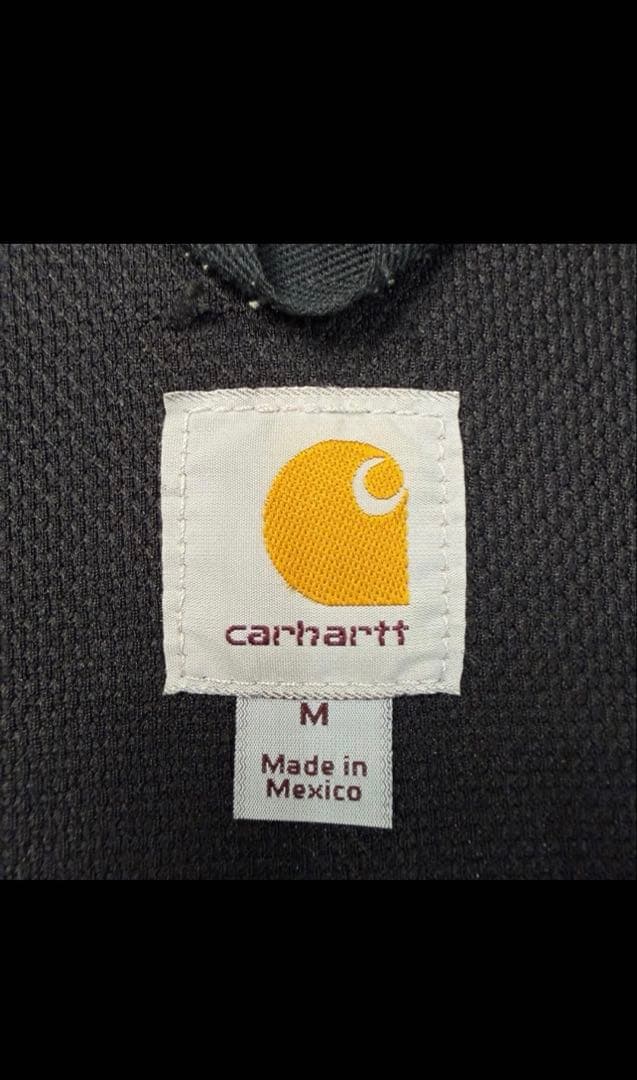 Carhartt ブラック フルジップパーカー
