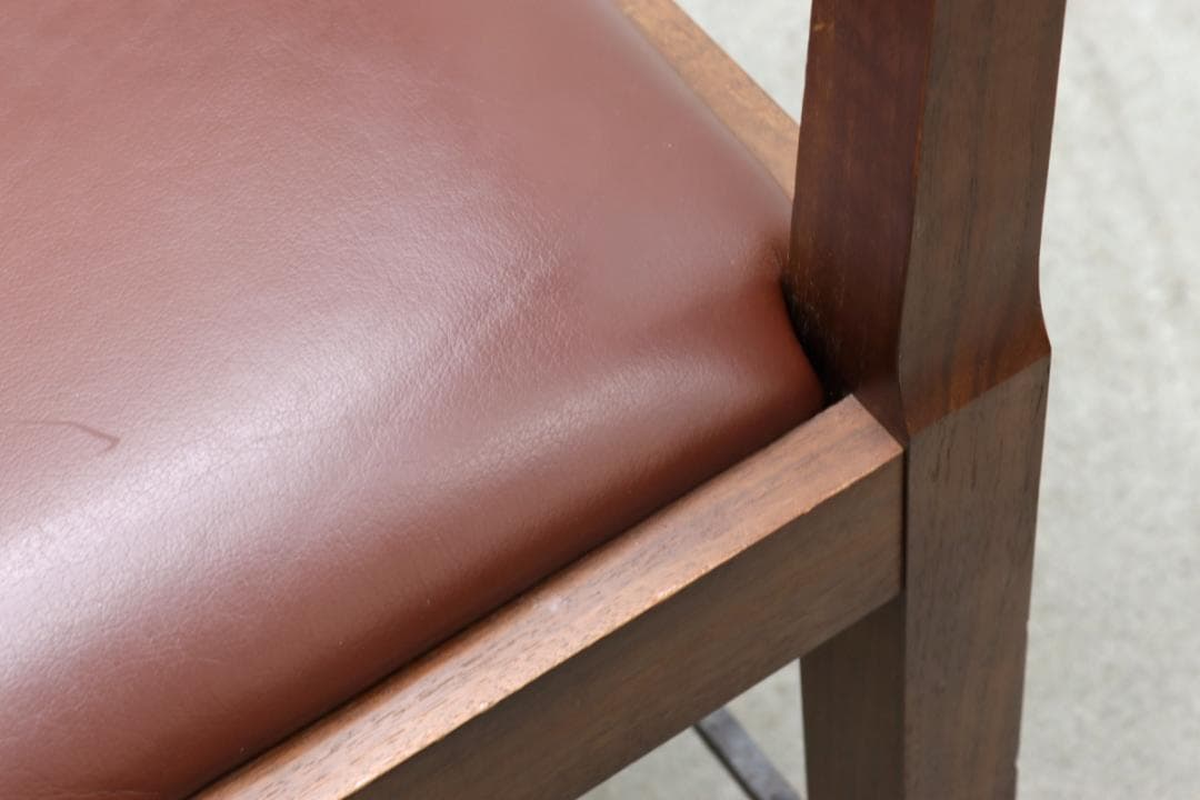 AREA エリア A-1-A 本革 ウォールナット アーム ダイニングチェア 1