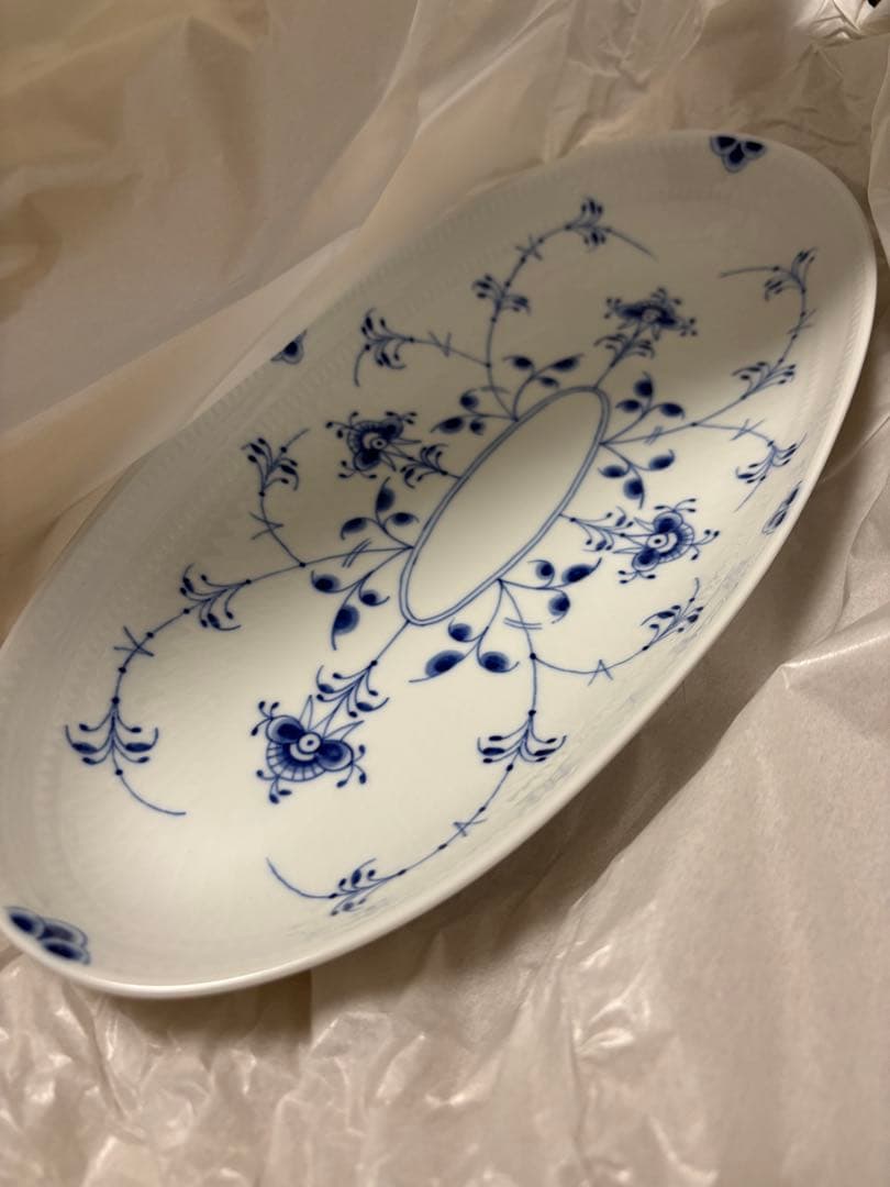   青い花模様 楕円形皿 375 新品未使用