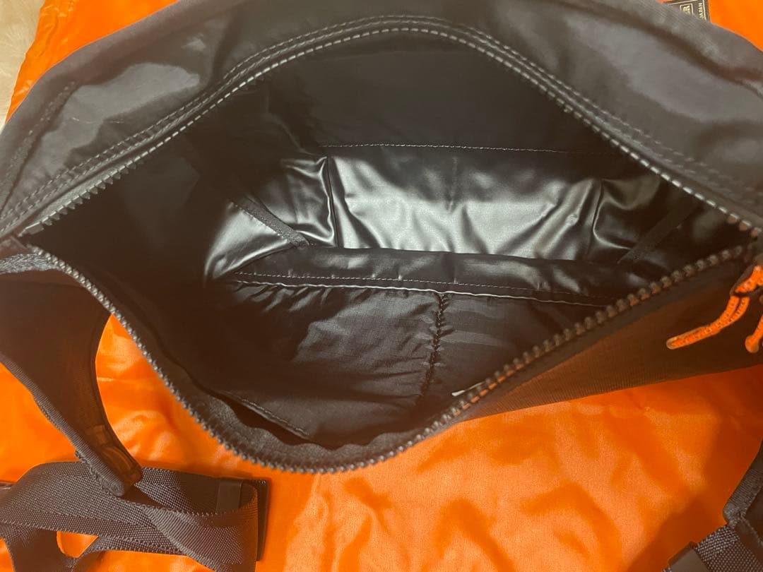 【美品】PORTER ポーター ボディバッグ ヘキサリア(S)682-17952