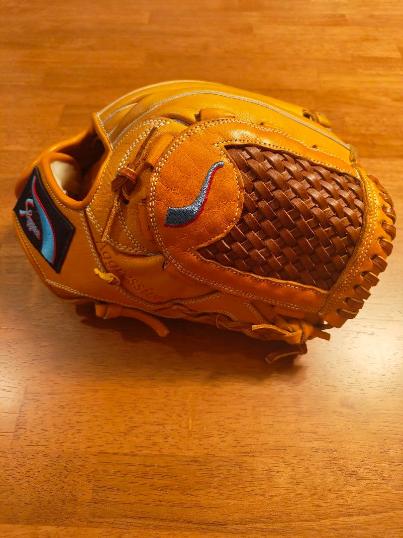 久保田スラッガー　軟式グローブ　KSN-TA6　内野用　廃盤ラベル