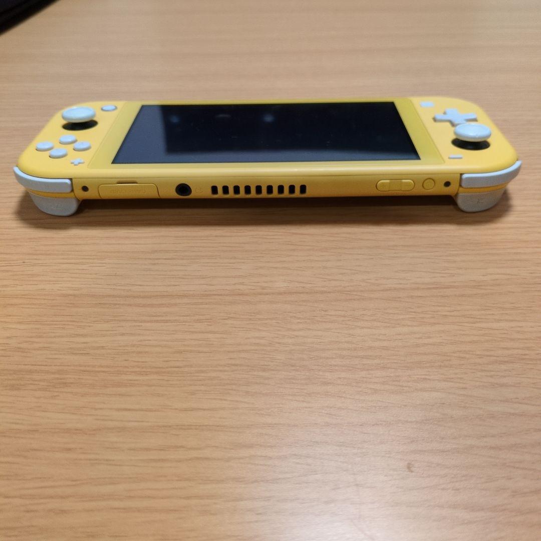 Nintendo SwichLite イエロー
